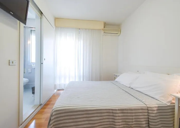 Hotel Janeiro